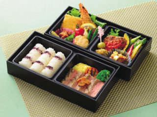 特製こだわり弁当 シルバーホテル ごちそう宅配便